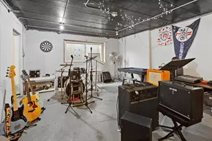 6600 N Lehigh Ave, Chicago, IL 60646 - Photo 23