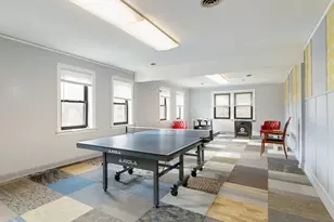 9332 Landings Ln, Des Plaines, IL 60016 - Photo 25