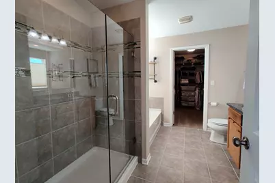 2375 Kelsey Court, Lindenhurst, IL 60046 - Photo 15