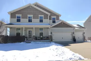 2375 Kelsey Ct, Lindenhurst, IL 60046 - Photo 3