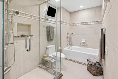 680 N Lake Shore Drive #1024, Chicago, IL 60611 - Photo 19