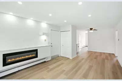 8310 Woodland Drive #B, Darien, IL 60561 - Photo 3