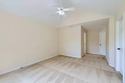 1208 Darnell Drive, Mundelein, IL 60060 - Photo 13