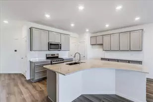 616 Switchgrass Ln, Bolingbrook, IL 60490 - Photo 11