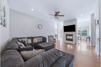 315 Louisa Street N, Shorewood, IL 60404 - Photo 3