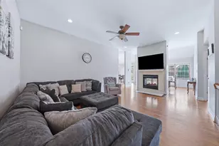 315 Louisa St N, Shorewood, IL 60404 - Photo 3