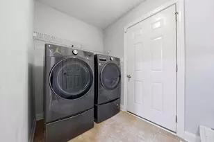 315 Louisa St N, Shorewood, IL 60404 - Photo 21