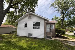 14 W 31st St, Steger, IL 60475 - Photo 3