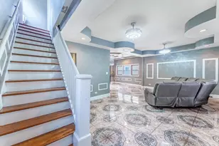 15117 Vine Ave, Harvey, IL 60426 - Photo 3