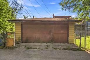 2112 S Drake Ave, Chicago, IL 60623 - Photo 31