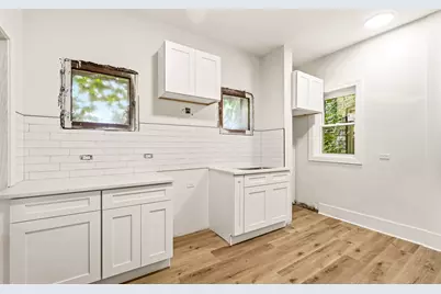 2112 S Drake Avenue, Chicago, IL 60623 - Photo 13