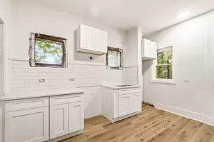2112 S Drake Ave, Chicago, IL 60623 - Photo 13