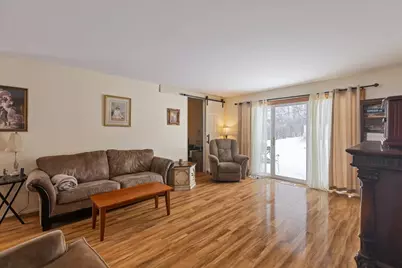 660 Flagstaff Lane, Hoffman Estates, IL 60169 - Photo 3