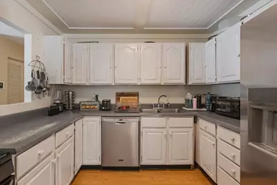 660 Flagstaff Lane, Hoffman Estates, IL 60169 - Photo 7