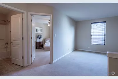 2490 Anna Way, Elgin, IL 60124 - Photo 21