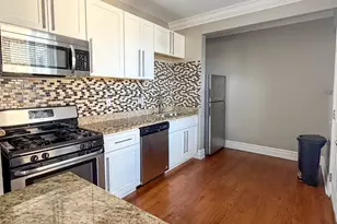 4457 N Central Park Ave, Chicago, IL 60625 - Photo 7