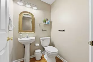 138 Emerald Dr, Streamwood, IL 60107 - Photo 19