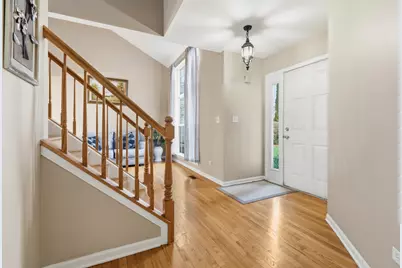 138 Emerald Drive, Streamwood, IL 60107 - Photo 3