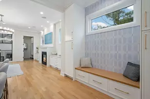 2042 N Honore St, Chicago, IL 60614 - Photo 9