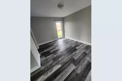 [Address not provided], Hoffman Estates, IL 60169 - Photo 9