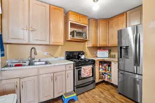 7300 W 56 Pl, Summit, IL 60501 - Photo 9