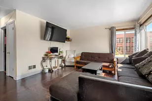 7300 W 56 Pl, Summit, IL 60501 - Photo 5