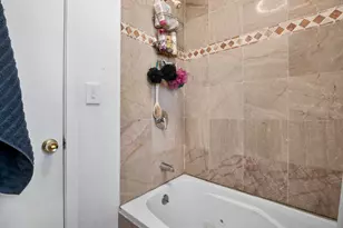 7300 W 56 Pl, Summit, IL 60501 - Photo 19