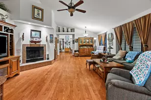 25426 Barrow Rd, Manhattan, IL 60442 - Photo 3