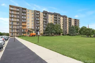 5400 Walnut Ave, Downers Grove, IL 60515 - Photo 1