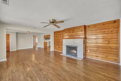 900 W Audrey Avenue, Joliet, IL 60436 - Photo 5