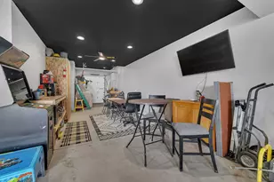 6256 N Dresden Rd, Morris, IL 60450 - Photo 35