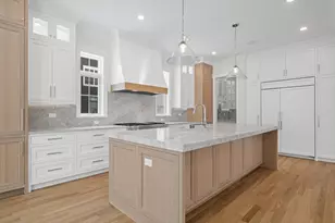 2438 Pomona Ln, Wilmette, IL 60091 - Photo 3