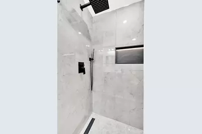 7845 S Kilpatrick Avenue, Chicago, IL 60652 - Photo 5