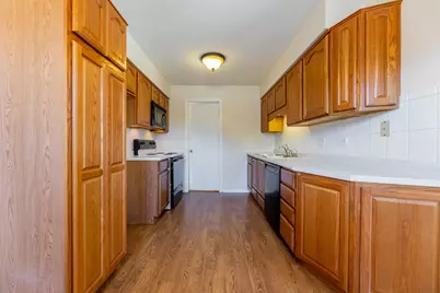 125 Willows Edge Court #C, Willow Springs, IL 60480 - Photo 5