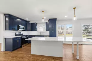 751 Aberdeen Ln, Buffalo Grove, IL 60089 - Photo 3