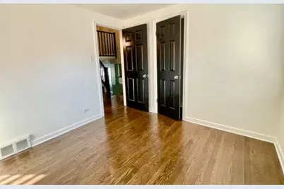 3701 W North Shore Avenue, Lincolnwood, IL 60712 - Photo 11