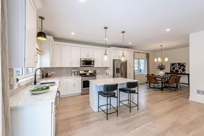 145 N Elmwood Avenue, Wood Dale, IL 60191 - Photo 11