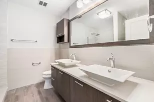 1504 W Cullom Ave, Chicago, IL 60613 - Photo 17