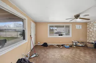 180 E 16th St, Chicago Heights, IL 60411 - Photo 9