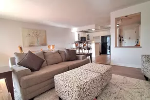 2211 S Stewart Ave, Lombard, IL 60148 - Photo 15