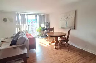 2211 S Stewart Ave, Lombard, IL 60148 - Photo 9