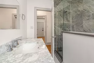 650 Hinman Ave, Evanston, IL 60202 - Photo 13