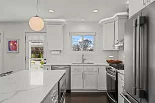 671 Hazel Ct, Roselle, IL 60172 - Photo 17