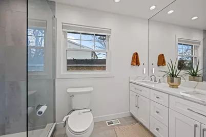 671 Hazel Court, Roselle, IL 60172 - Photo 29