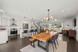 671 Hazel Ct, Roselle, IL 60172 - Photo 13