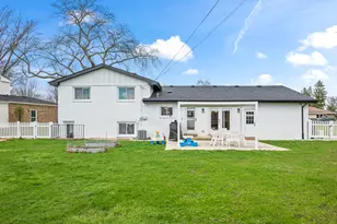 671 Hazel Ct, Roselle, IL 60172 - Photo 35