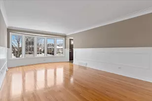 4536 W 100th Pl, Oak Lawn, IL 60453 - Photo 3