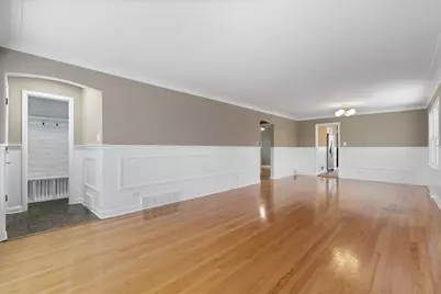 4536 W 100th Place, Oak Lawn, IL 60453 - Photo 5