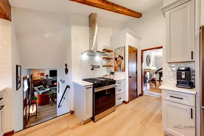 2042 S Goebbert Road, Arlington Heights, IL 60005 - Photo 13