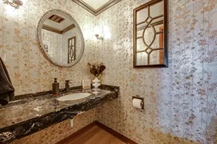 2042 S Goebbert Rd, Arlington Heights, IL 60005 - Photo 27